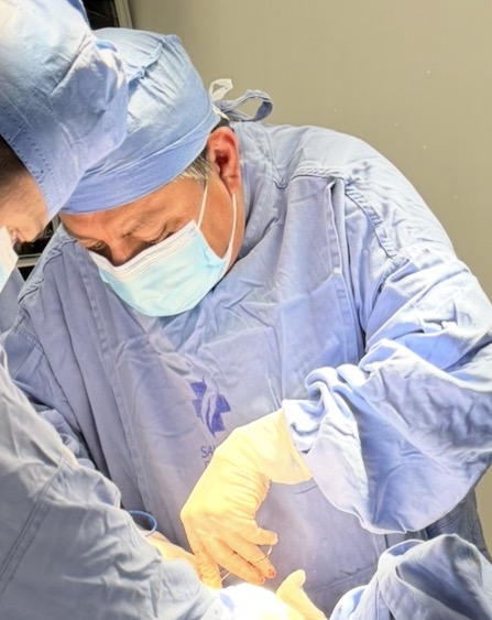 Dr. Benjamín Solis Espinoza cirugía general laparoscopia corregidora Querétaro